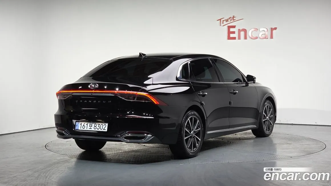 Hyundai Grandeur 2022 из KR, фото 7