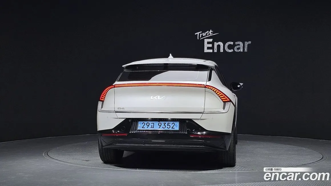 Kia EV6 — фото 4