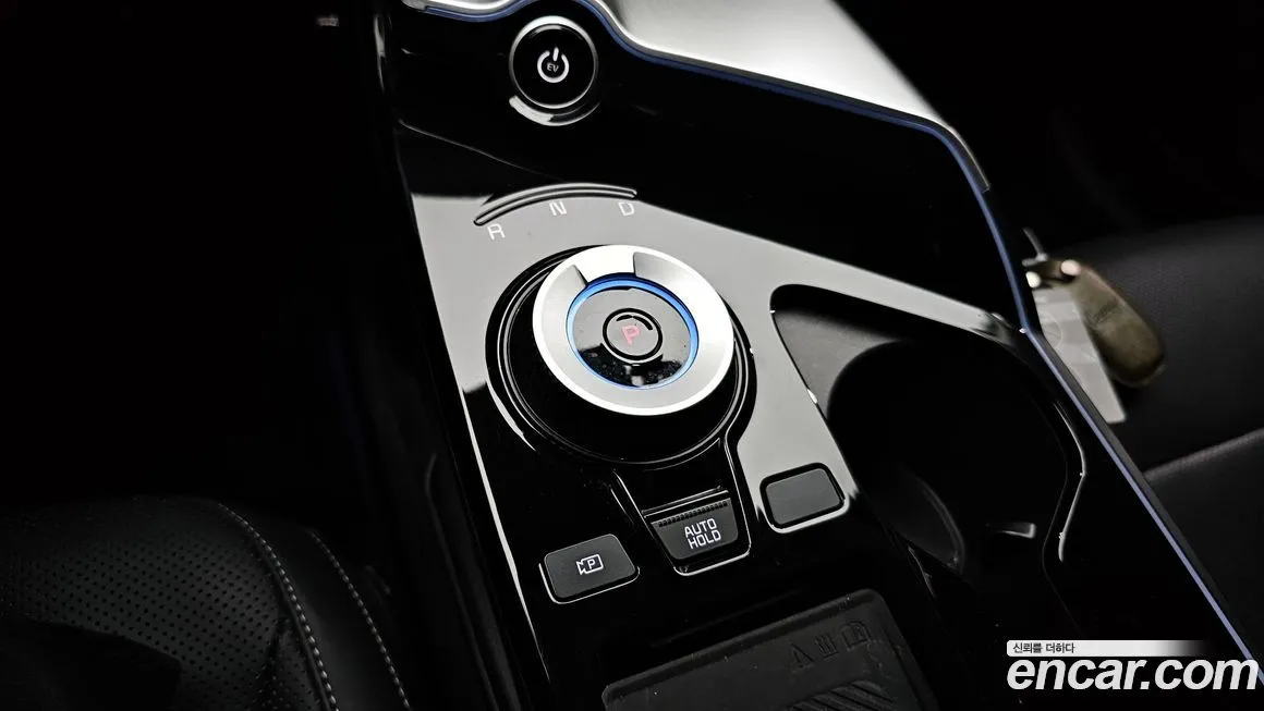 Kia EV6 — фото 9