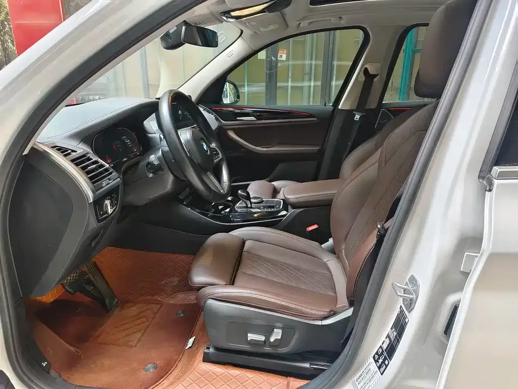 BMW X3 2022 из CN, фото 2