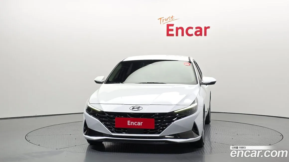 Hyundai AVANTE — фото 3