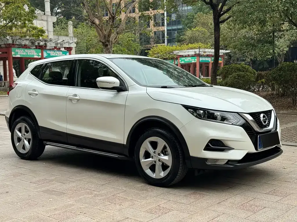 Nissan Qashqai — фото 3
