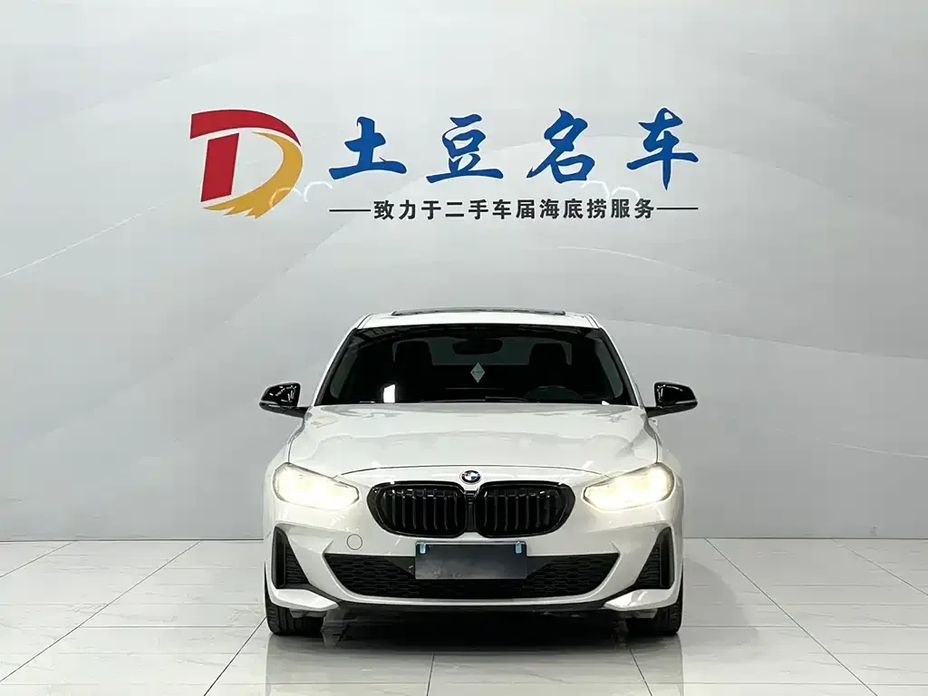 BMW 1 Series 2022 из CN, фото 2
