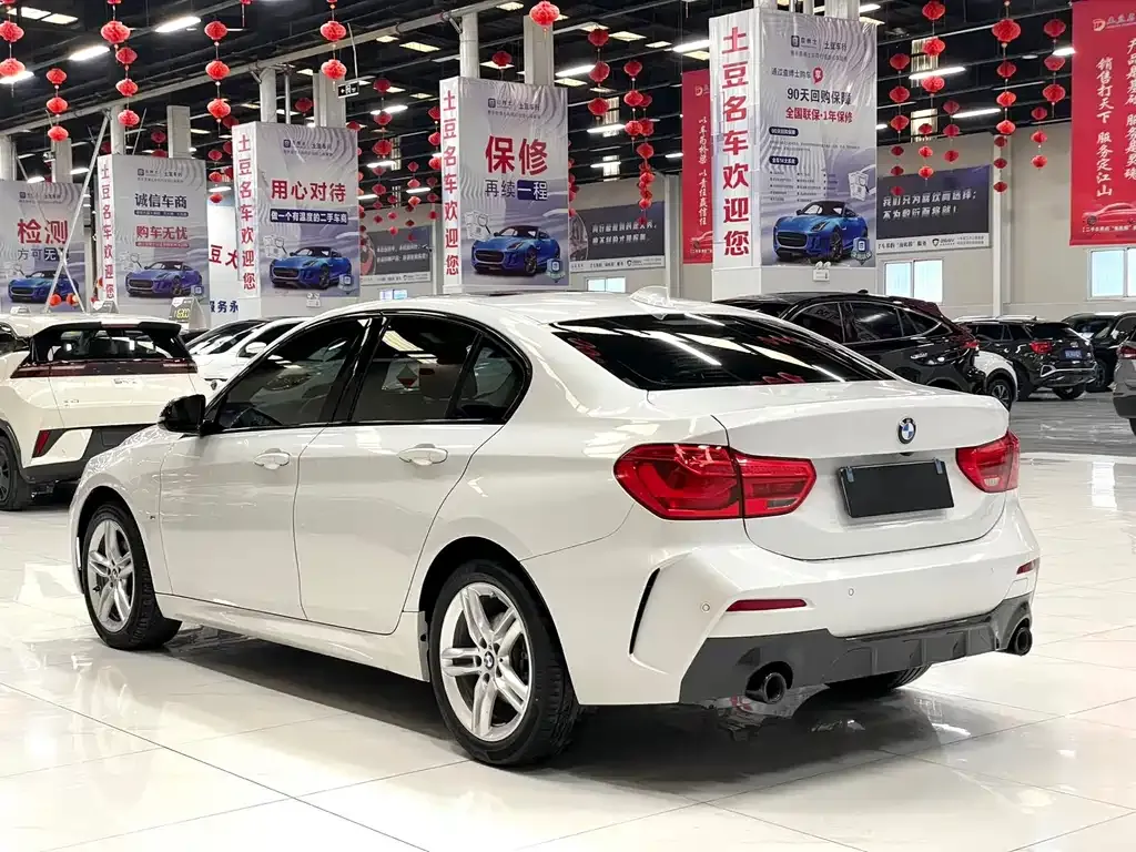BMW 1 Series 2022 из CN, фото 4