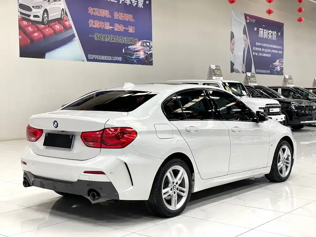 BMW 1 Series 2022 из CN, фото 8