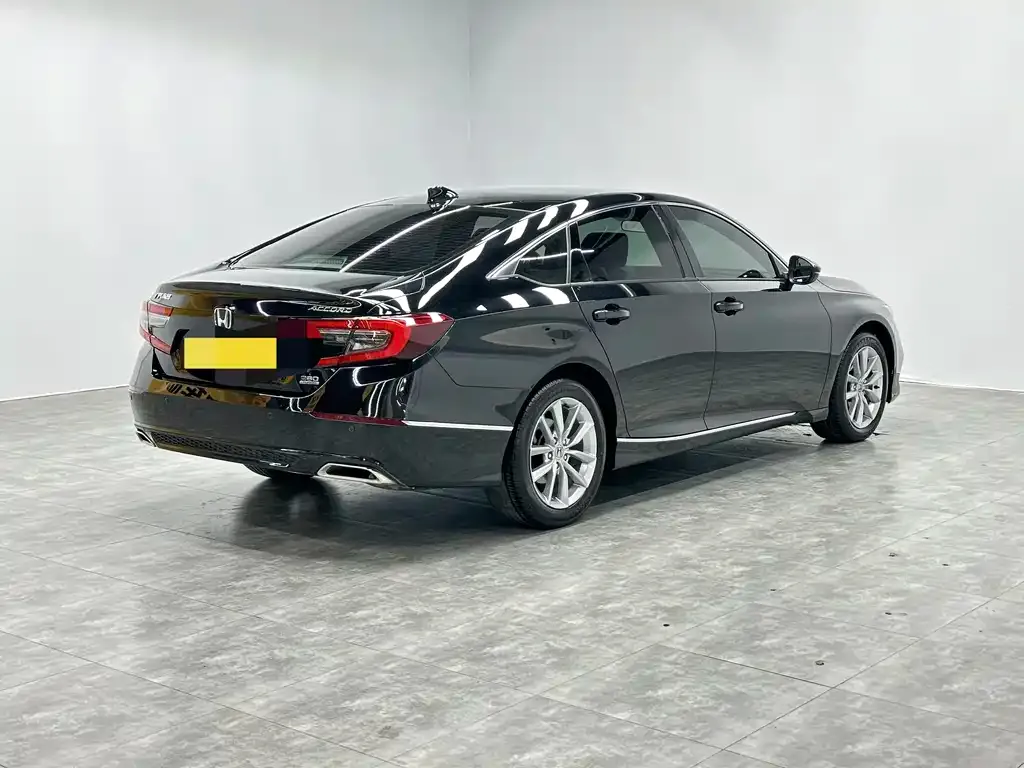 Honda Accord — фото 5