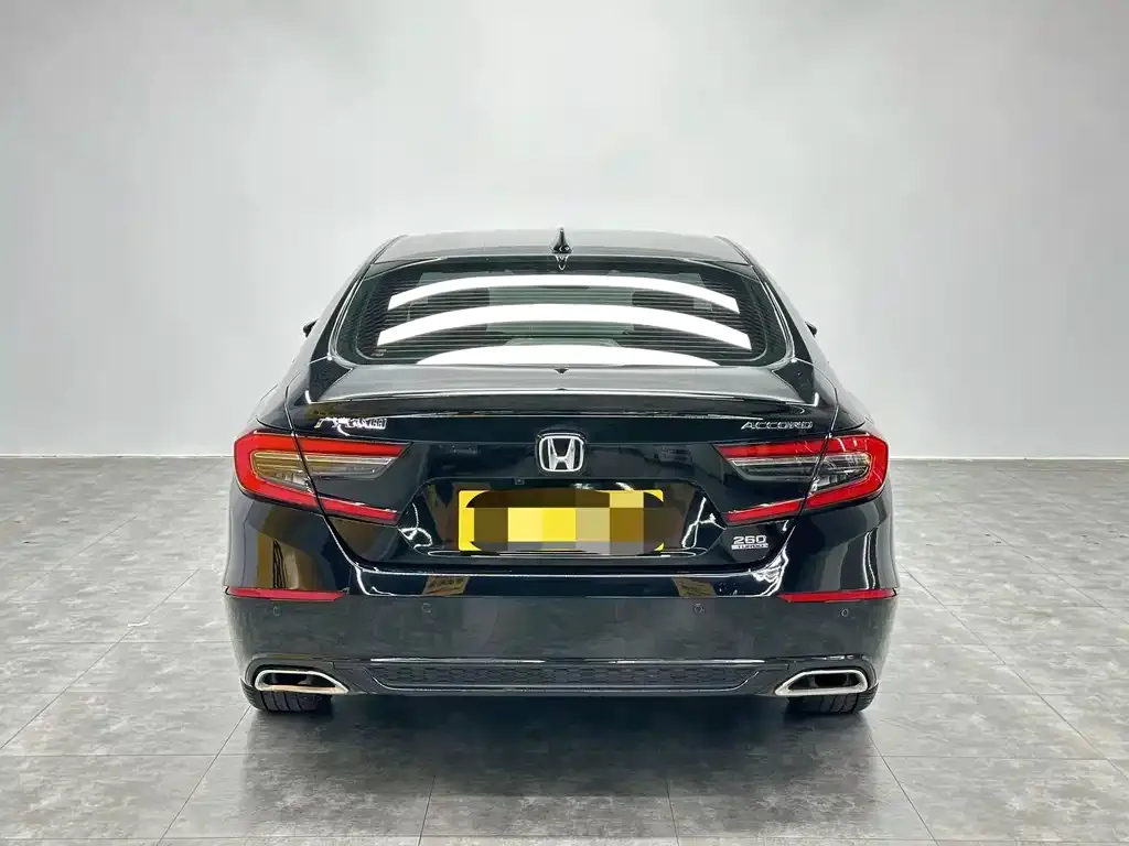 Honda Accord — фото 4