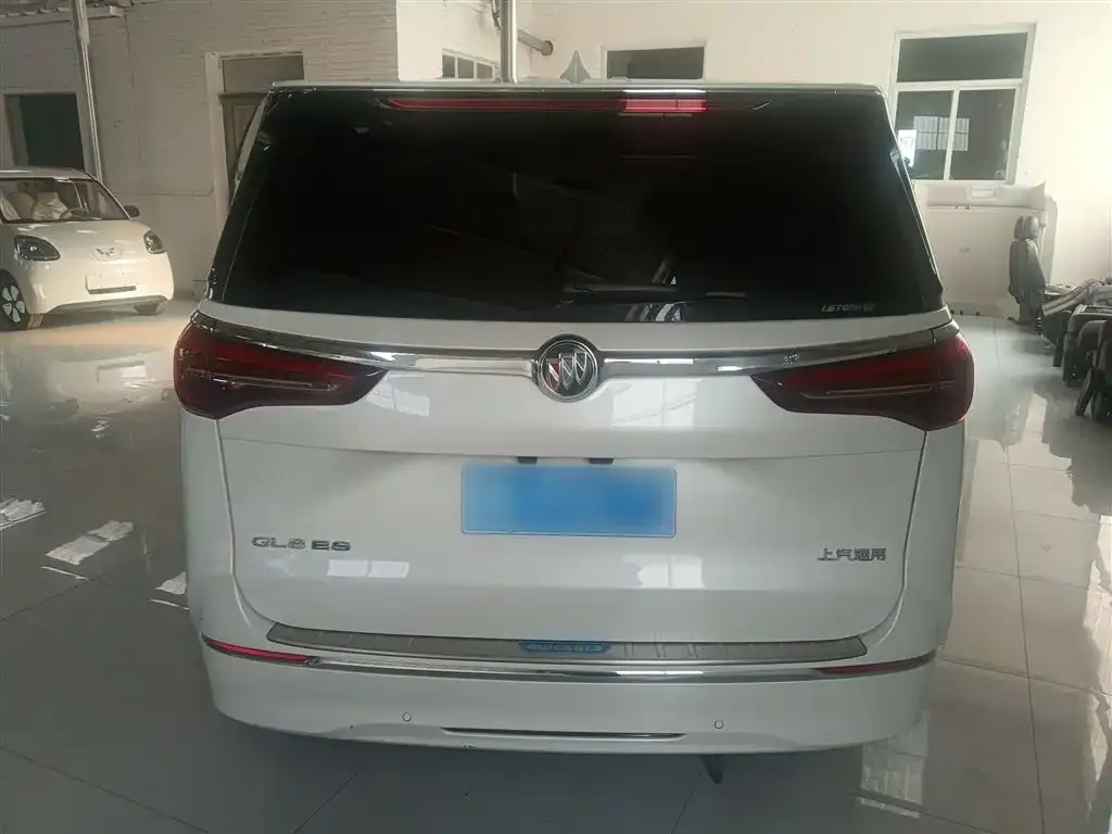 Buick GL8 2024 из CN, фото 6