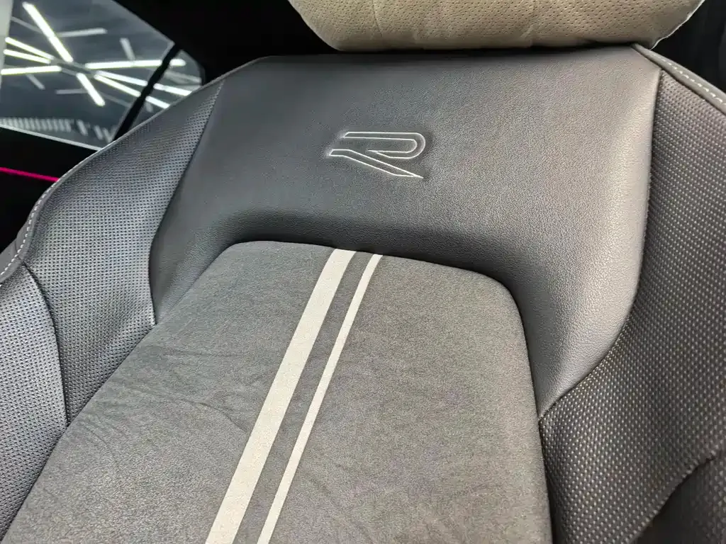 Volkswagen Golf 2022 из CN, фото 5