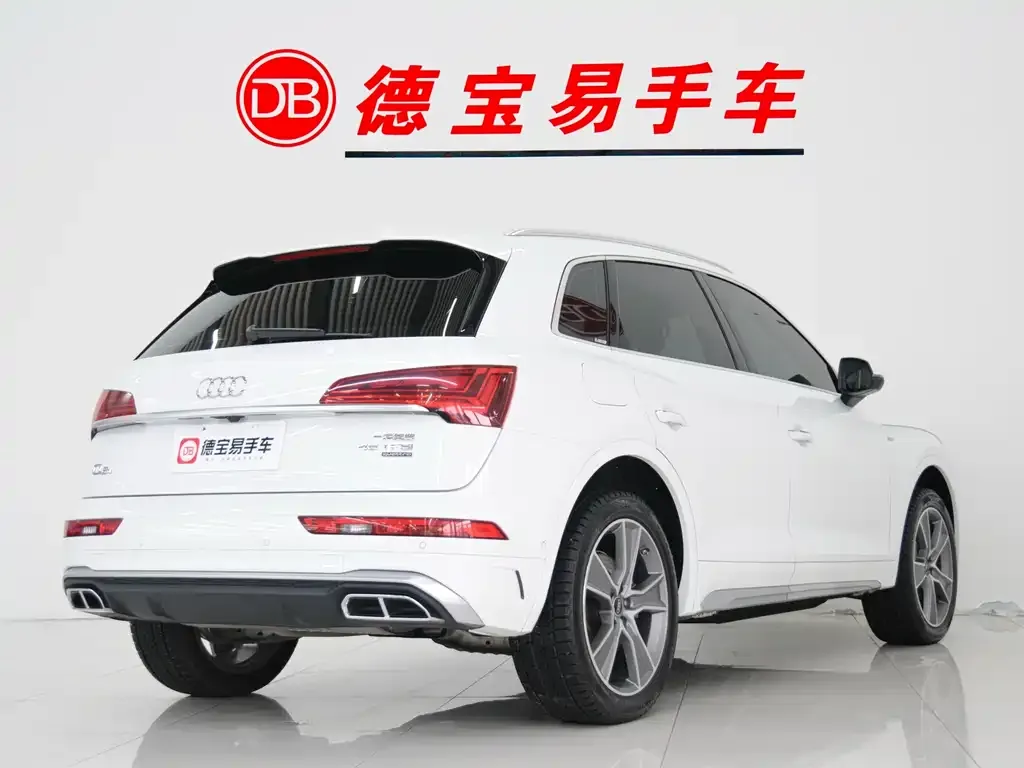Audi Q5L 2022 из CN, фото 2