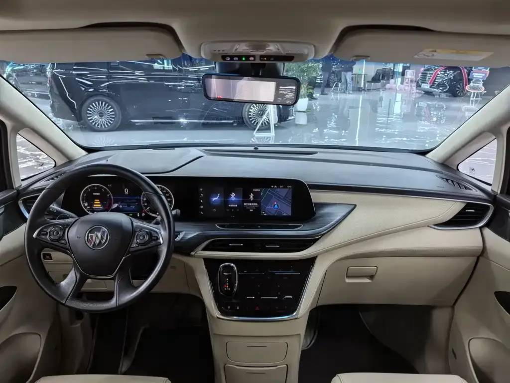 Buick GL8 2023 из CN, фото 10