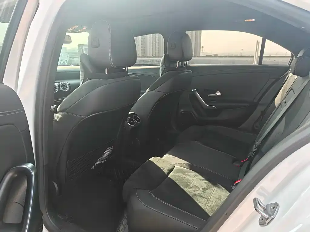 Mercedes-Benz A-Class 2023 из CN, фото 5