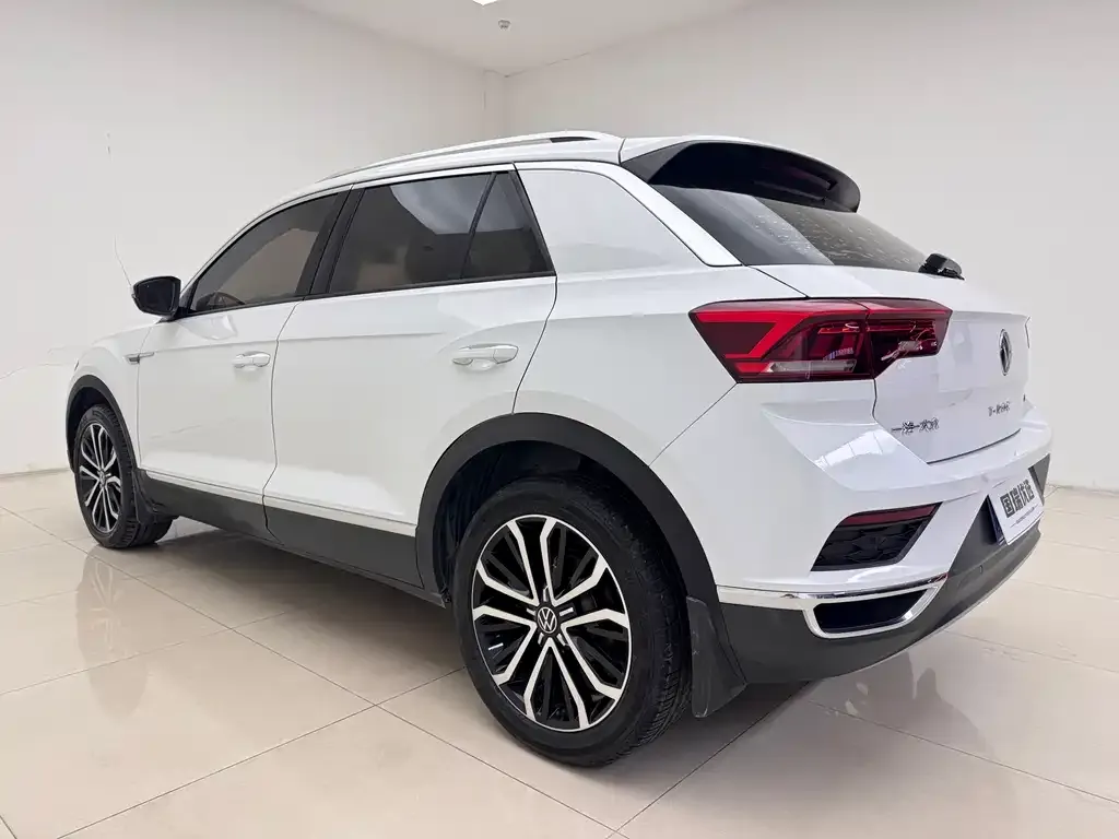 Volkswagen T-Roc 2022 из CN, фото 8
