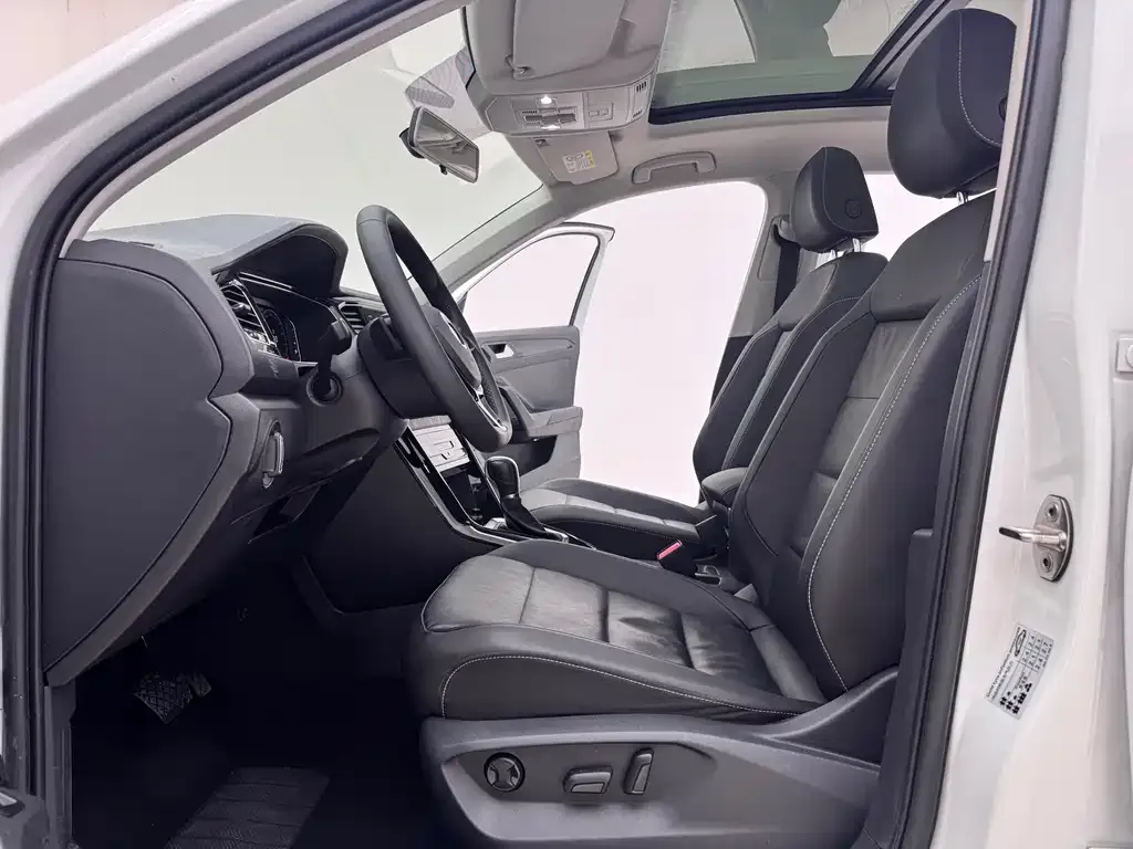 Volkswagen T-Roc 2022 из CN, фото 10