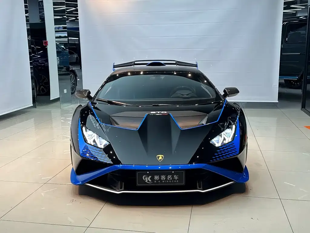 Lamborghini Huracan 2023 из CN, фото 2
