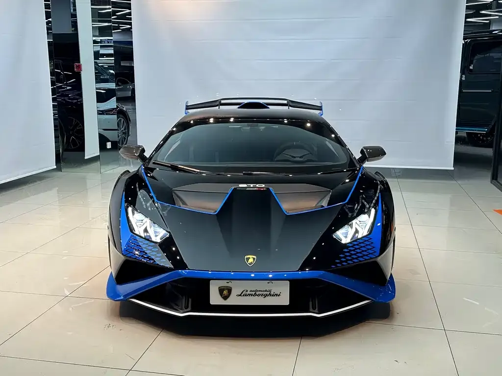 Lamborghini Huracan 2023 из CN, фото 5