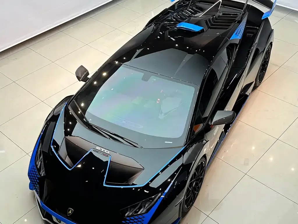 Lamborghini Huracan 2023 из CN, фото 4
