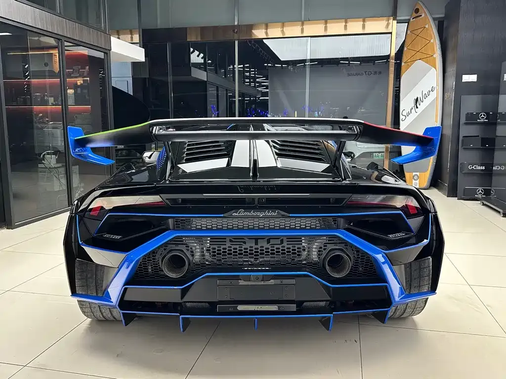 Lamborghini Huracan 2023 из CN, фото 6