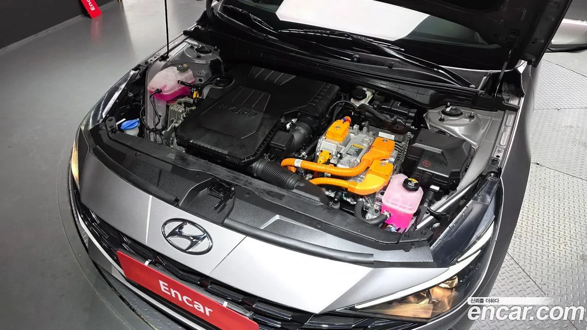 Hyundai AVANTE 2023 из KR, фото 3