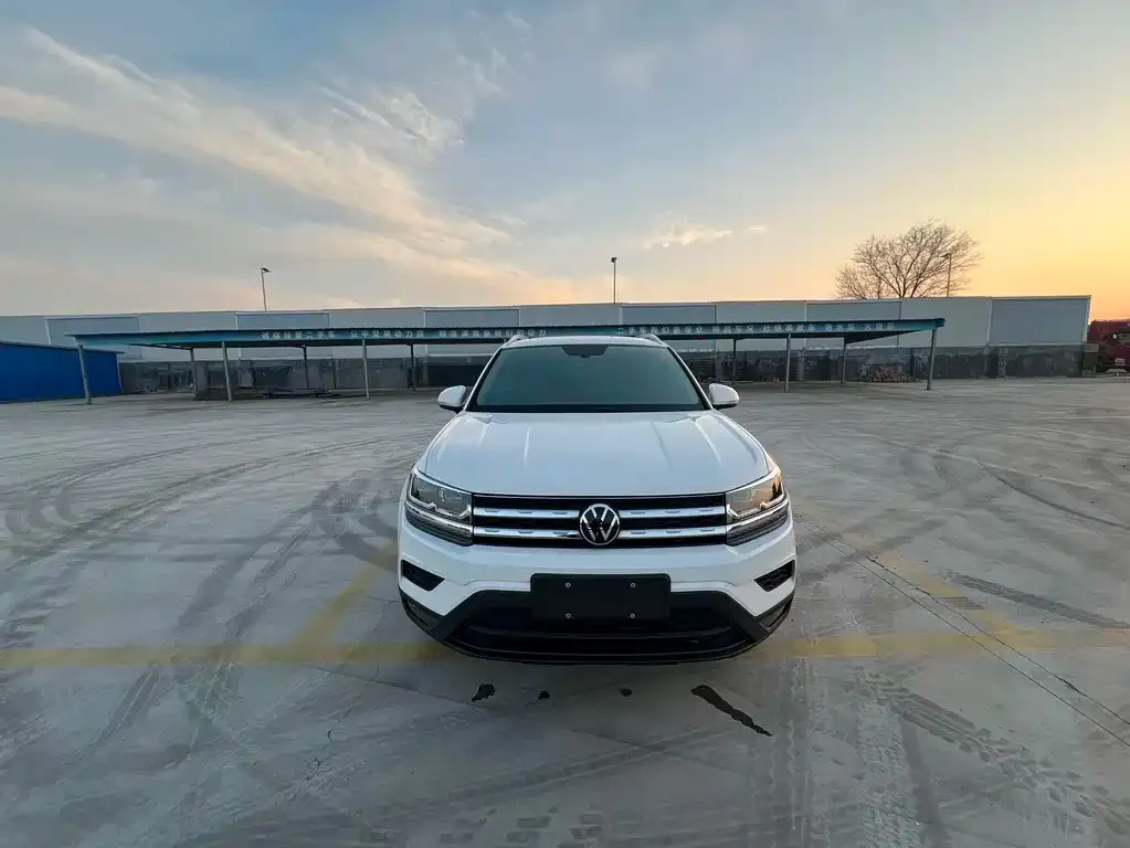 Volkswagen Tharu 2022 из CN, фото 3