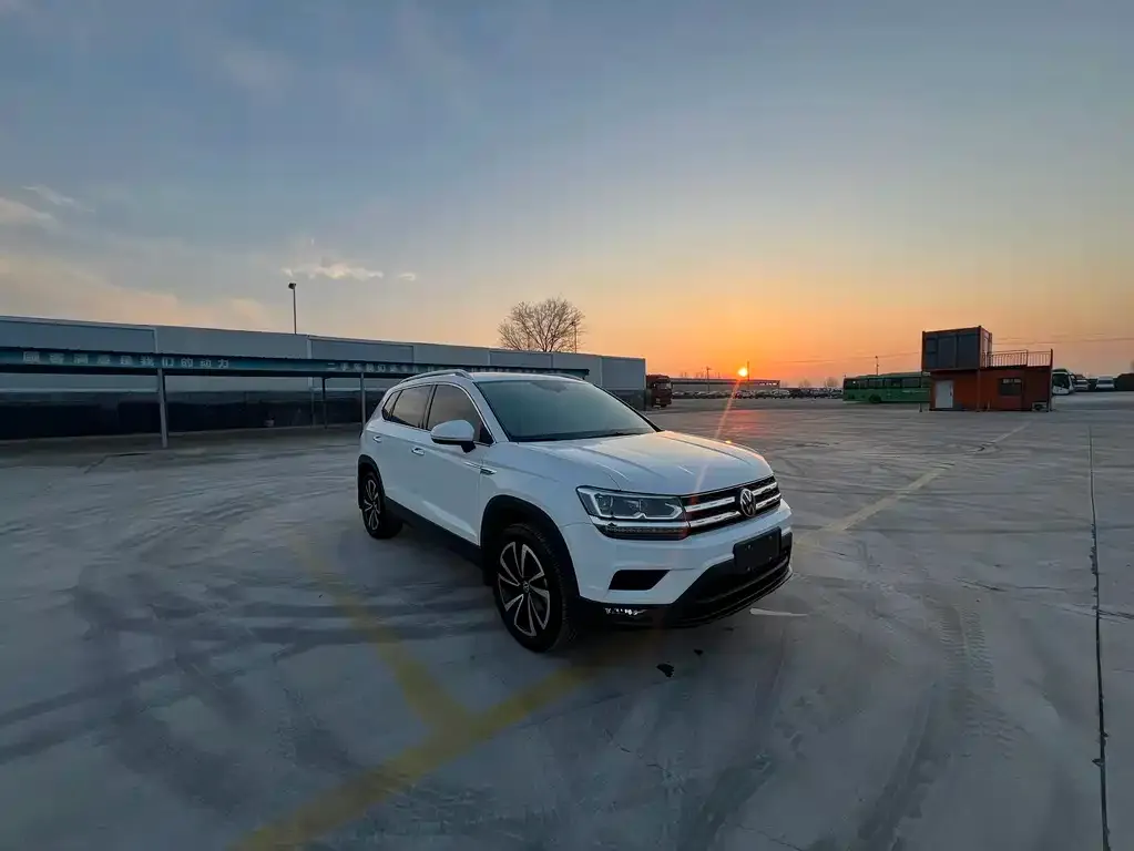 Volkswagen Tharu 2022 из CN, фото 2