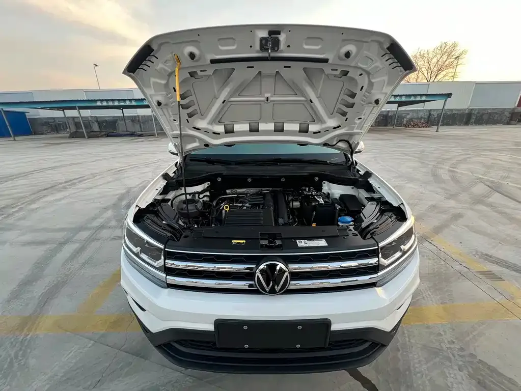 Volkswagen Tharu 2022 из CN, фото 8