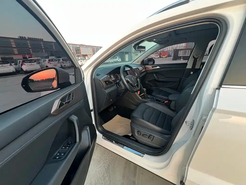 Volkswagen Tharu 2022 из CN, фото 4
