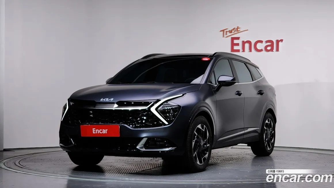 Kia Sportage — фото 1
