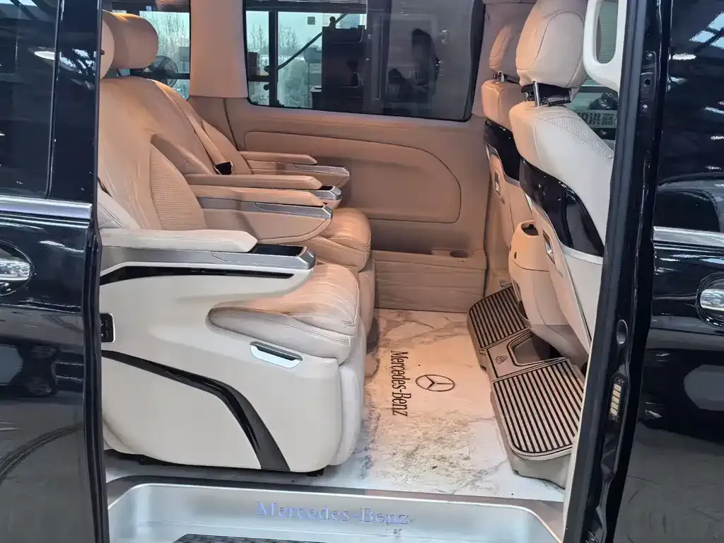 Mercedes-Benz Vito 2023 из CN, фото 7
