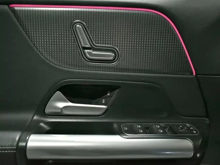 Mercedes-Benz EQA 2024 из CN, фото 8