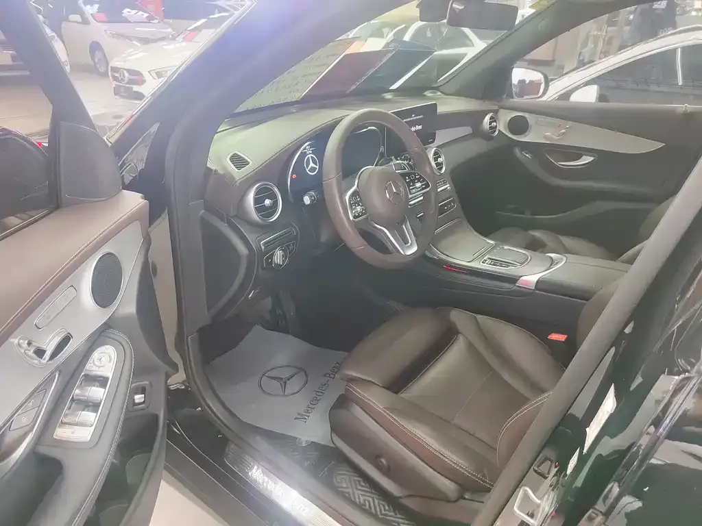 Mercedes-Benz GLC 2021 из CN, фото 8