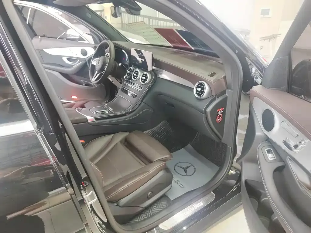 Mercedes-Benz GLC 2021 из CN, фото 3