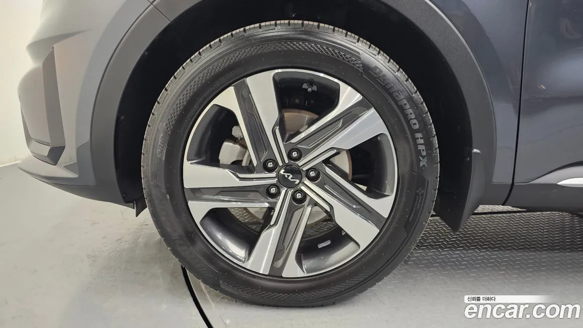 Kia Sorento — фото 5