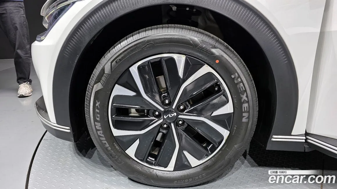 Kia EV6 2022 из KR, фото 10