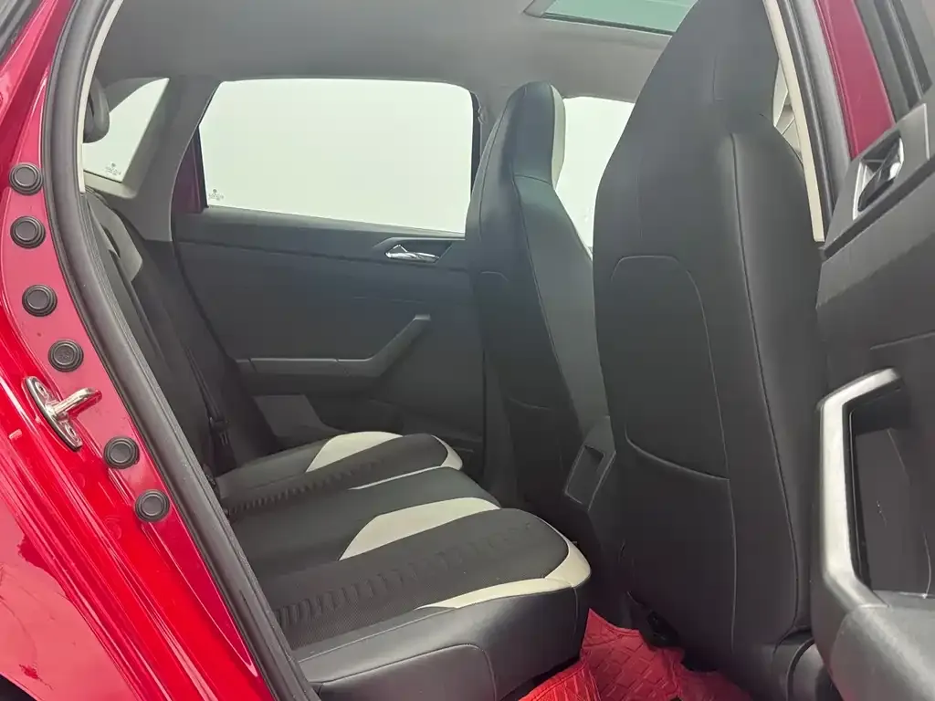 Volkswagen Polo 2021 из CN, фото 10