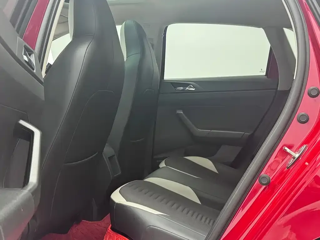 Volkswagen Polo 2021 из CN, фото 8