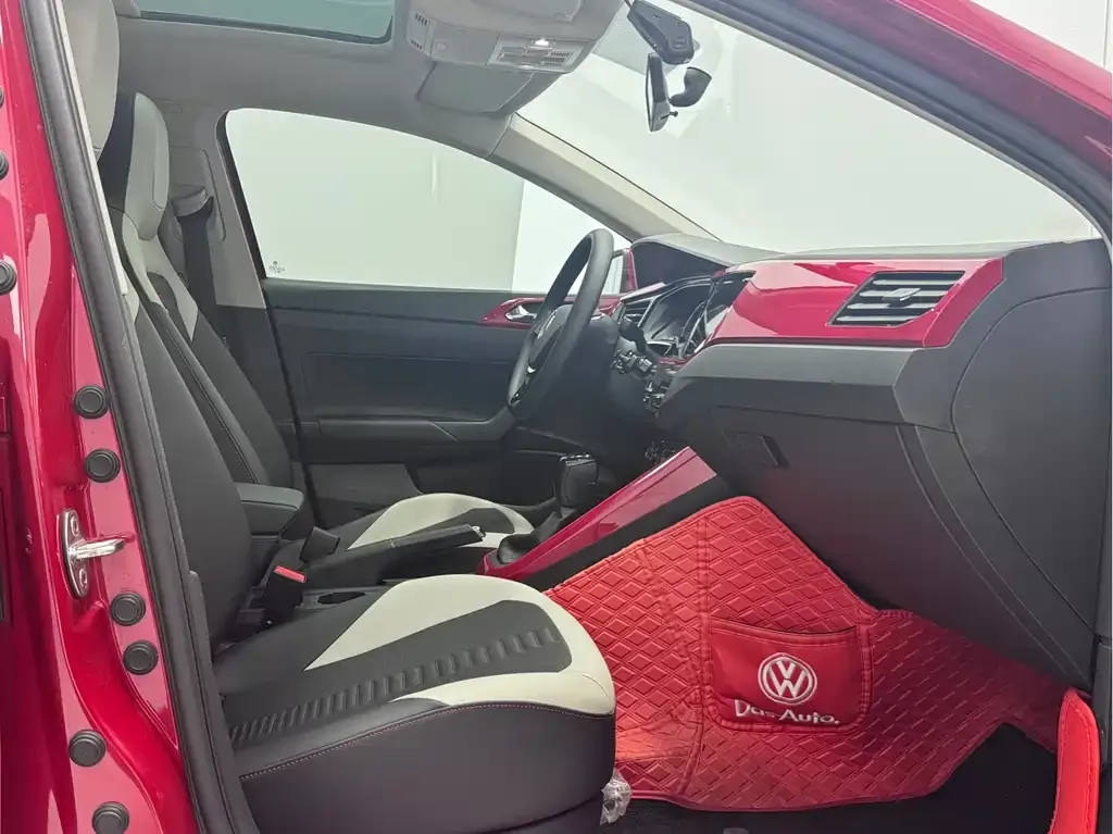Volkswagen Polo 2021 из CN, фото 9
