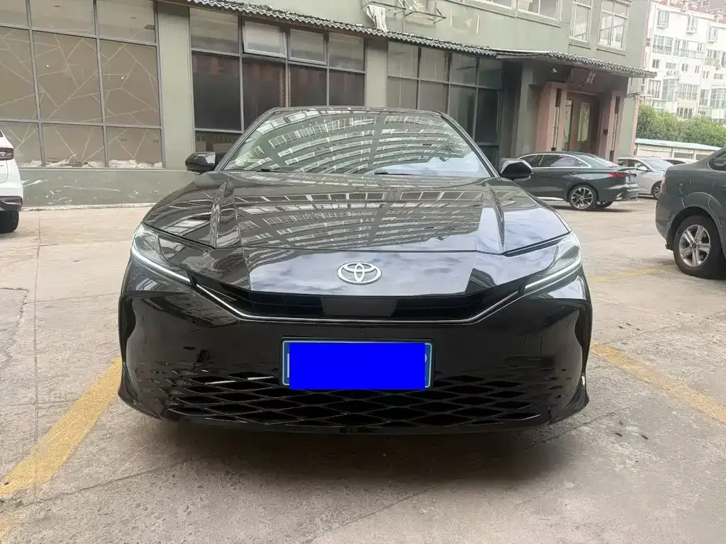 Toyota Camry 2025 из CN, фото 6