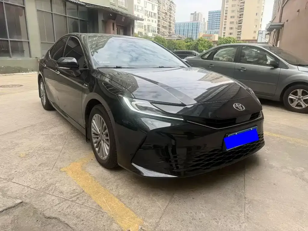 Toyota Camry 2025 из CN, фото 3