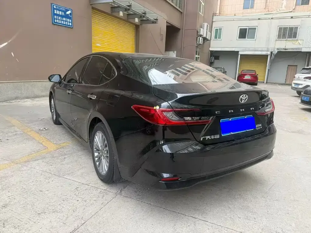 Toyota Camry 2025 из CN, фото 2