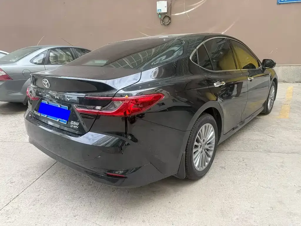 Toyota Camry 2025 из CN, фото 9