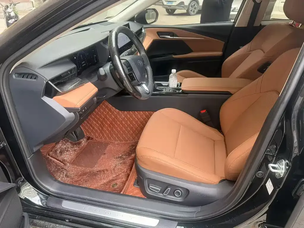 Toyota Camry 2025 из CN, фото 4