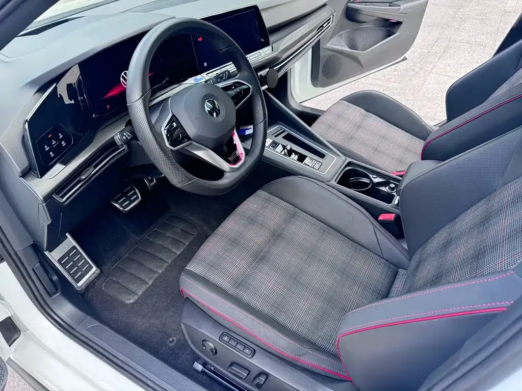 Volkswagen Golf GTI 2021 из CN, фото 8