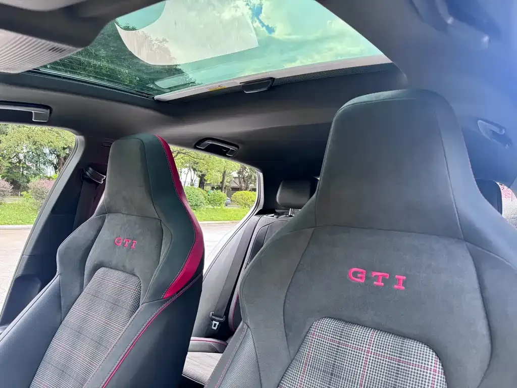 Volkswagen Golf GTI 2021 из CN, фото 6