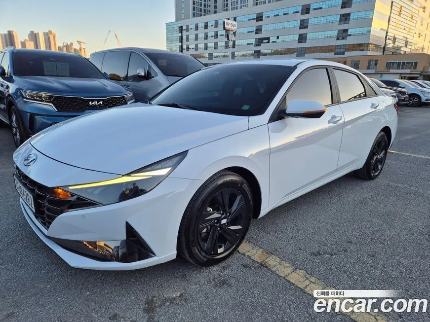 Hyundai AVANTE — фото 10
