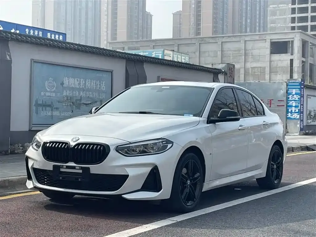 BMW 1 Series — фото 1