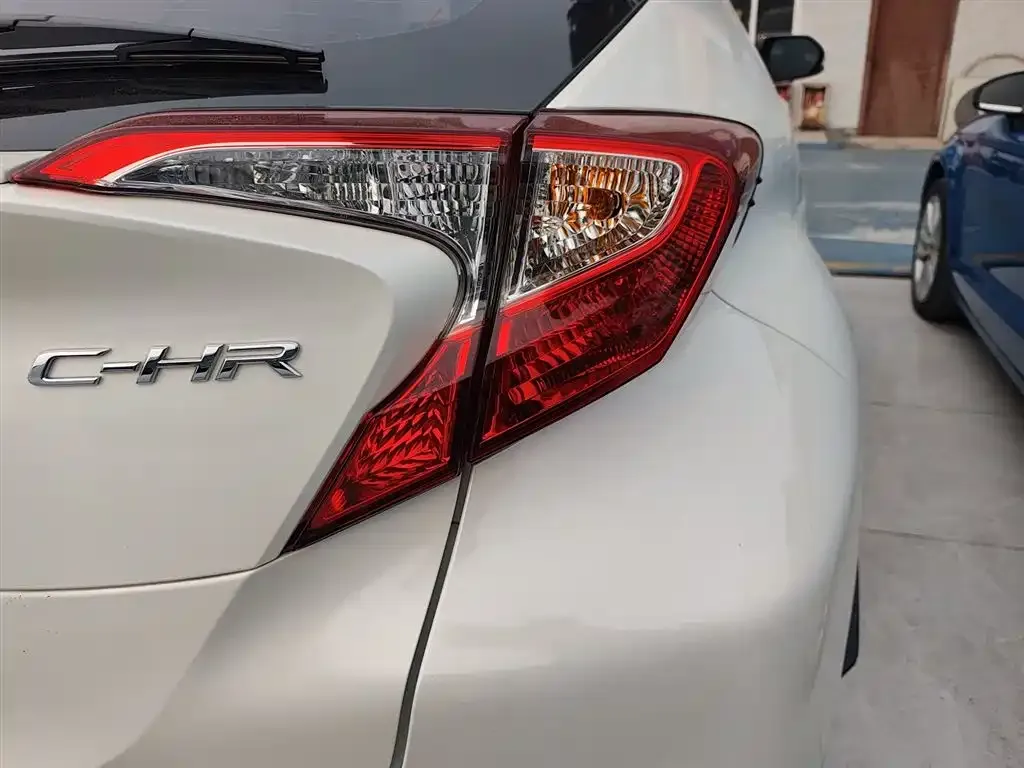Toyota C-HR 2021 из CN, фото 4