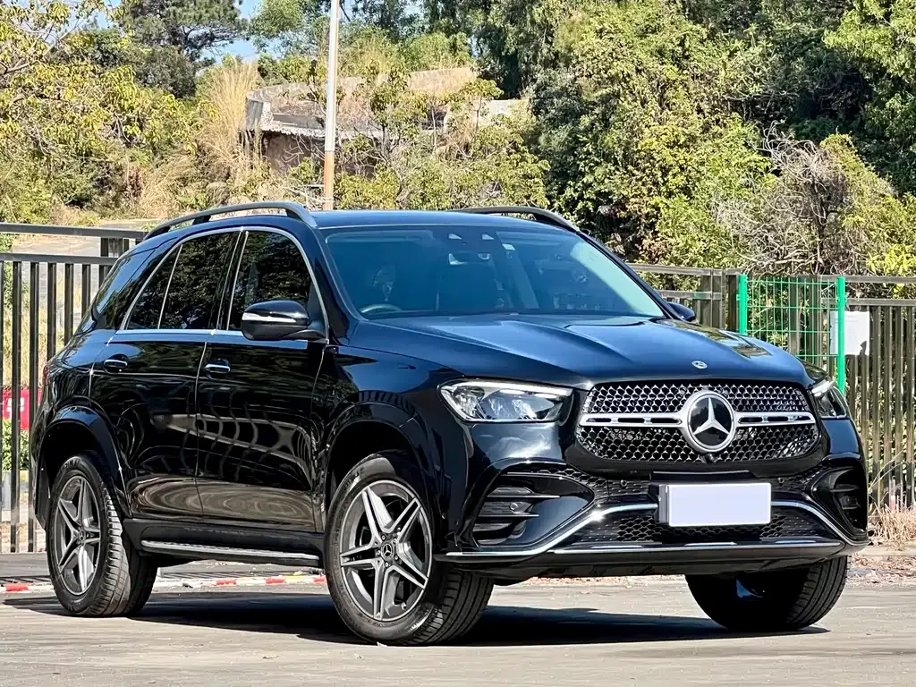 Mercedes-Benz GLE — фото 9