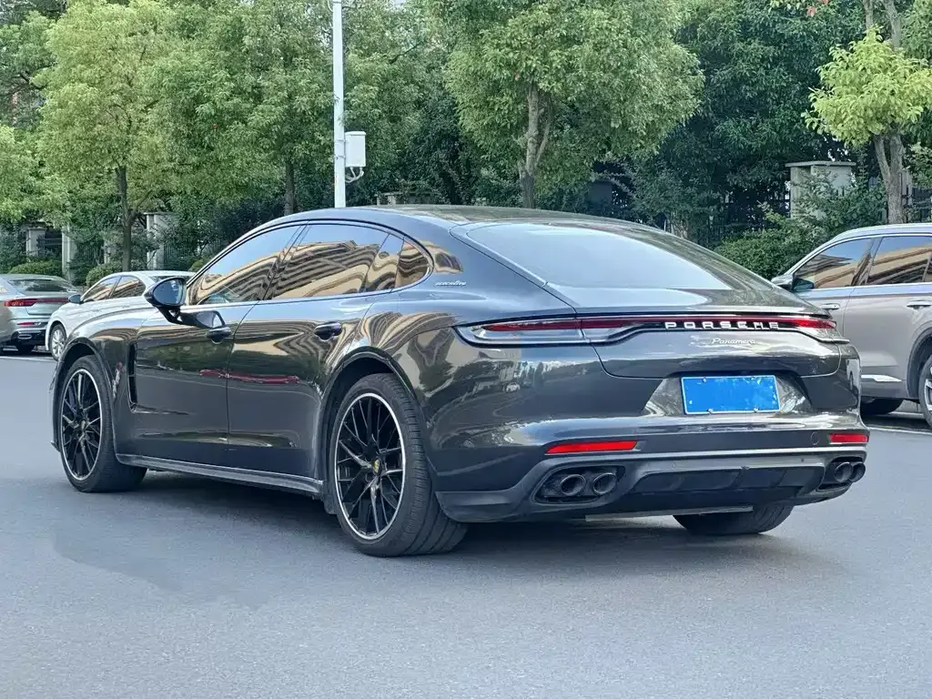 Porsche Panamera — фото 8