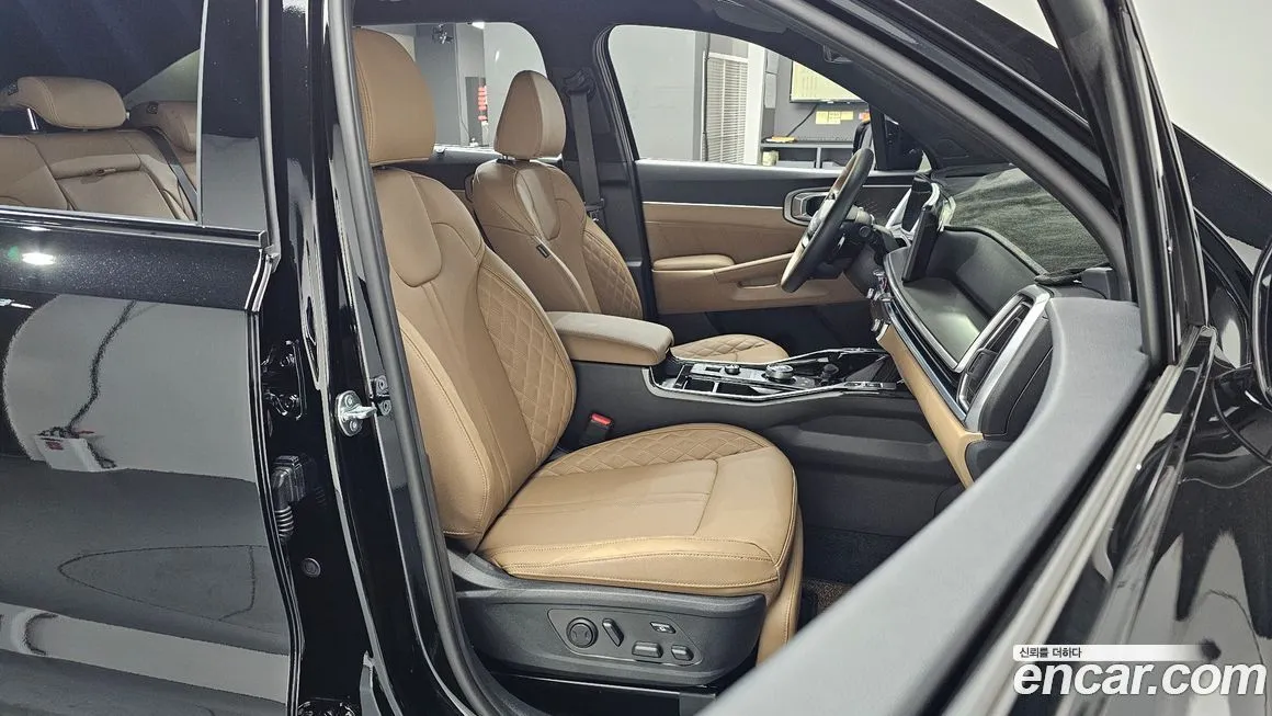 Kia Sorento — фото 7